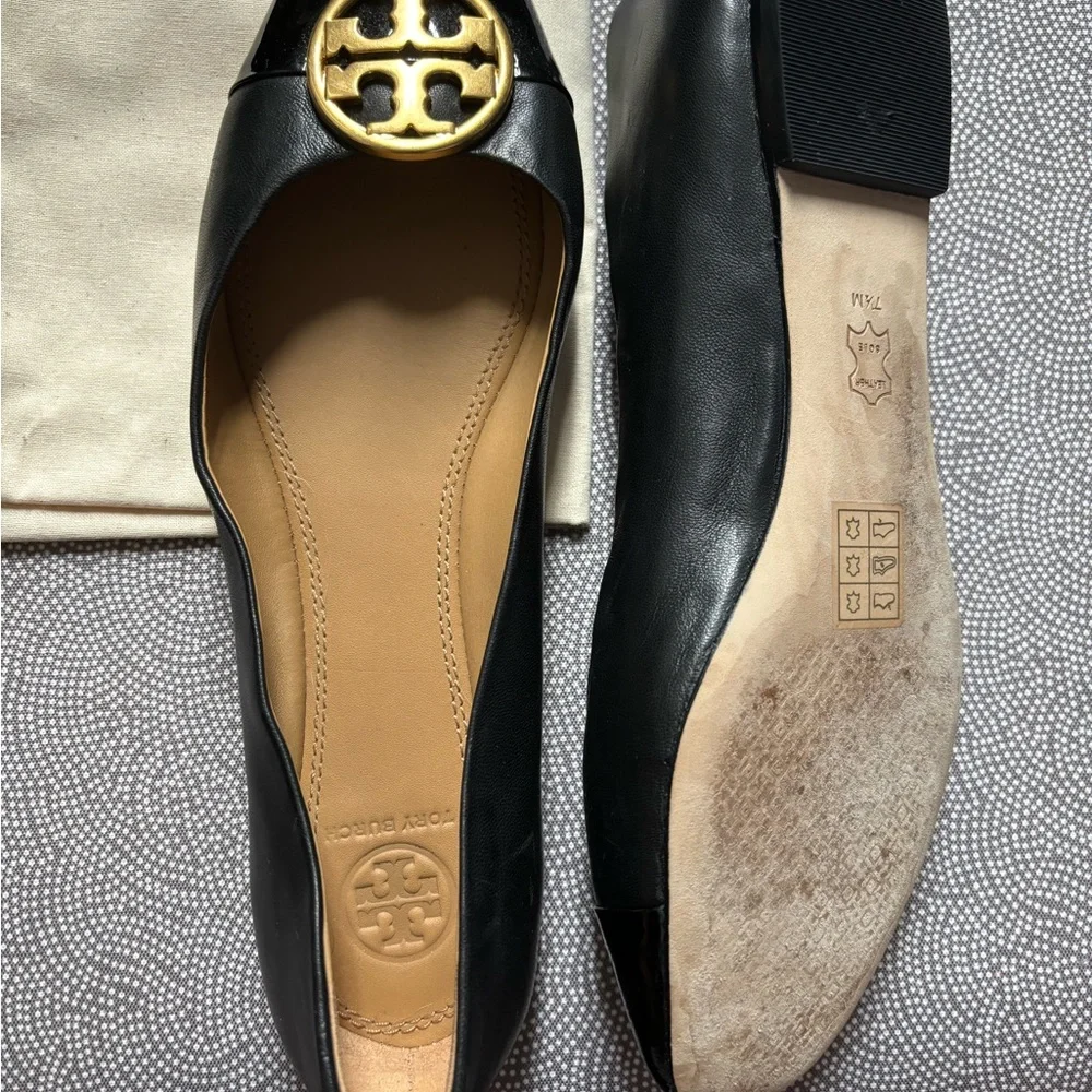 Tory Burch black flats - Picture 2 of 2
